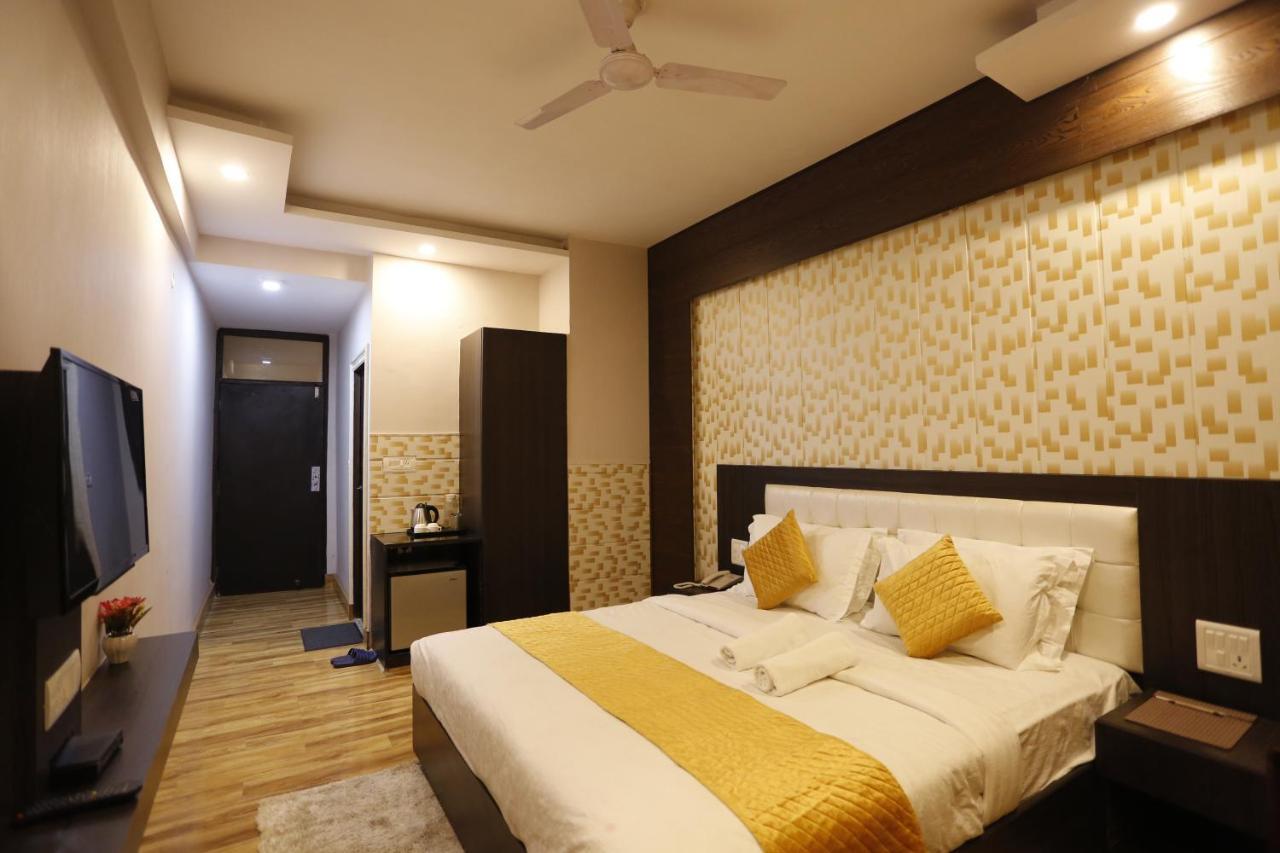 Paradise Ganga - A River Side Hotel Rishīkesh Exterior foto